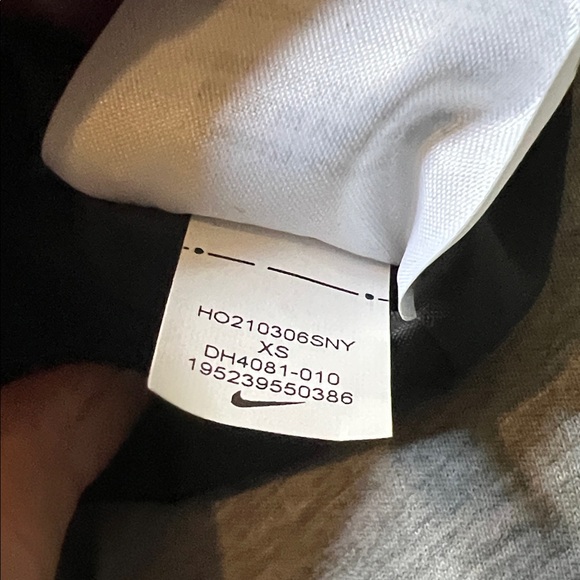 Nike Shiny Black Long Puffer Coat - Picture 5 of 9